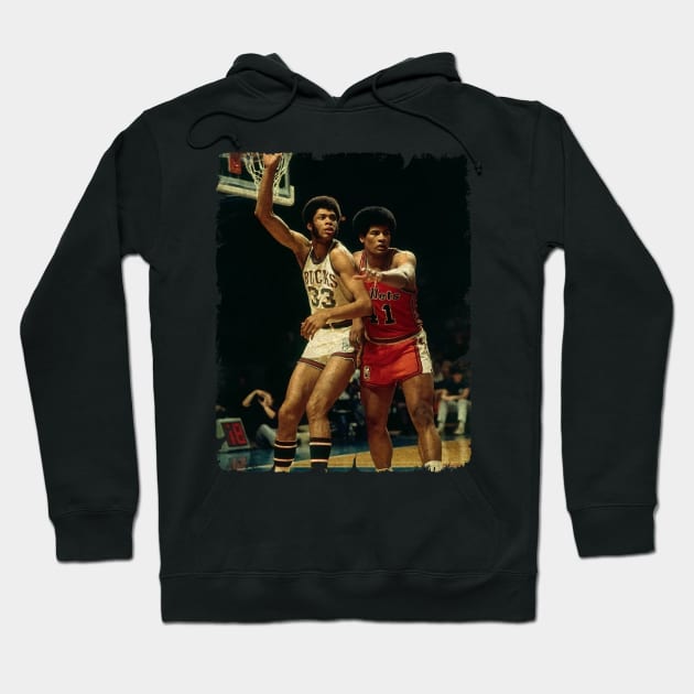 Kareem Getting Position on Wes Unseld Hoodie by MJ23STORE